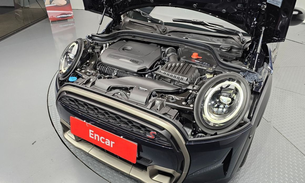Mini Cooper Convertible Resolute Edition, 2024
