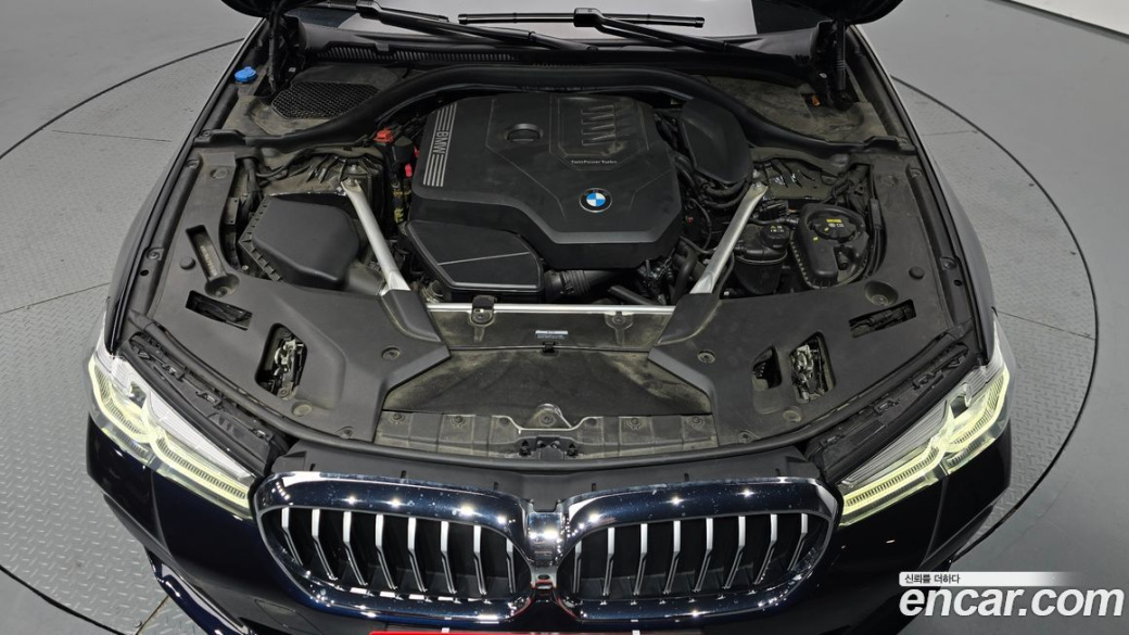 BMW 5-Series 520i M Sport, 2023