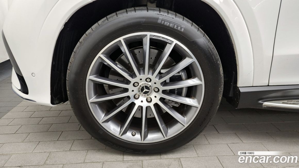Mercedes-Benz GLE-Class GLE450 4MATIC, 2025