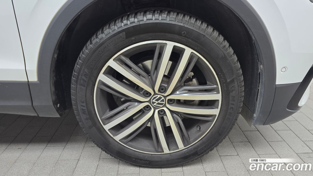 Volkswagen Tiguan 2.0 TSI Prestige, 2023