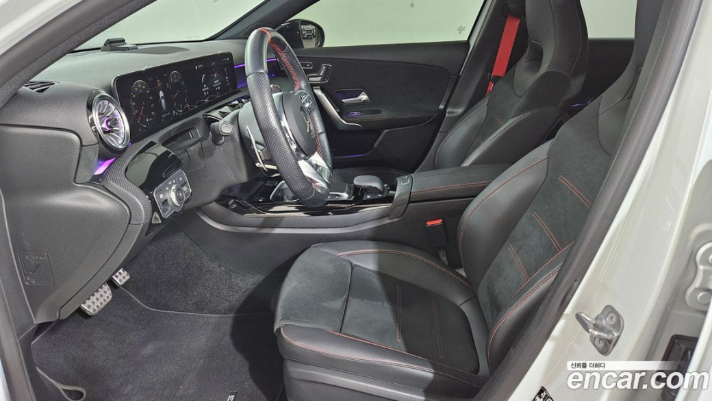 Mercedes-Benz A-Class AMG A45 4MAITC+ Hatchback, 2023