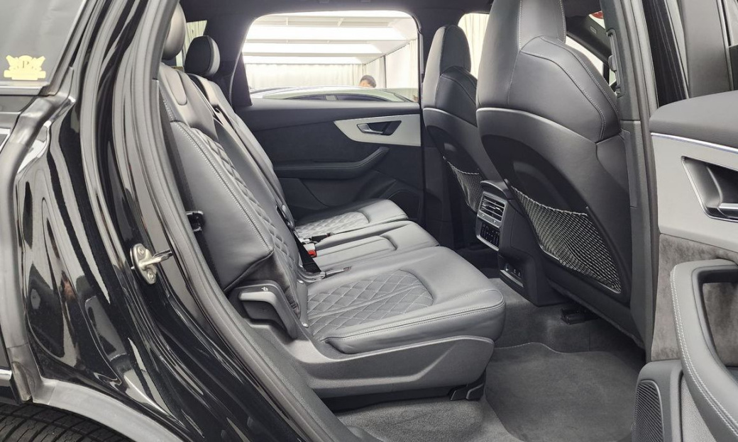 Audi Q7 55 TFSI Quattro Premium, 2022