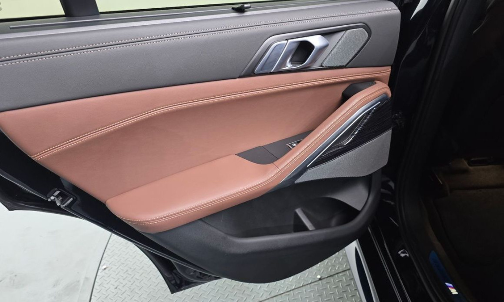 BMW X6 xDrive40i M Sport, 2024