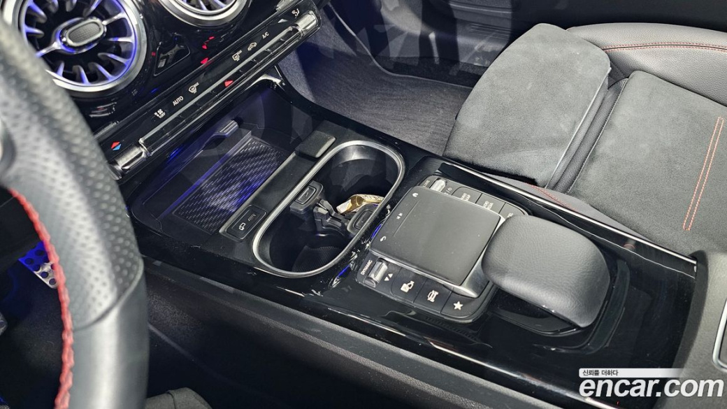 Mercedes-Benz CLA-Class CLA250 4MATIC, 2023
