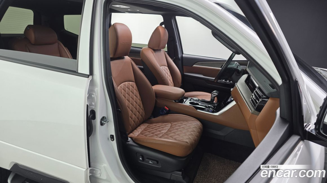 Kia Mohave Diesel 3.0 4WD 6-Seater, 2022