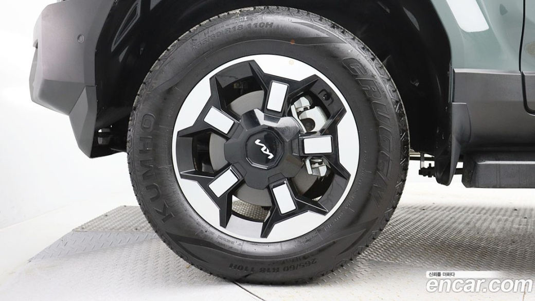 Kia Tasman 2.5T Gasoline 4WD, 2026