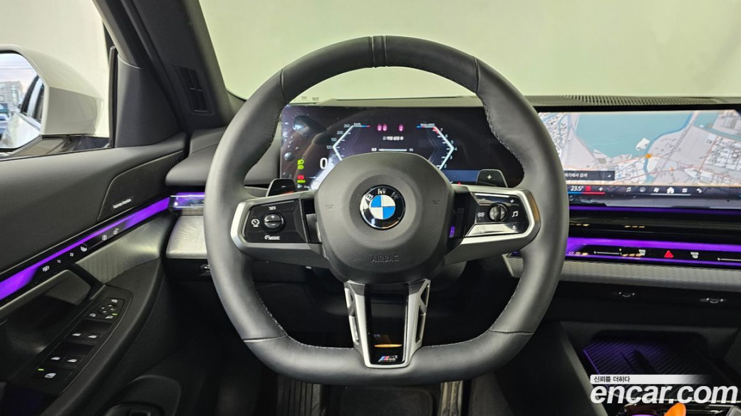 BMW 5-Series 520i M Sport, 2025