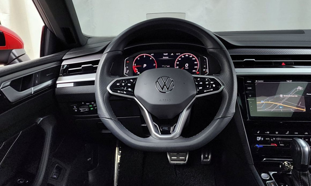 Volkswagen Arteon 2.0 TDI R-LIINE 4Motion, 2022
