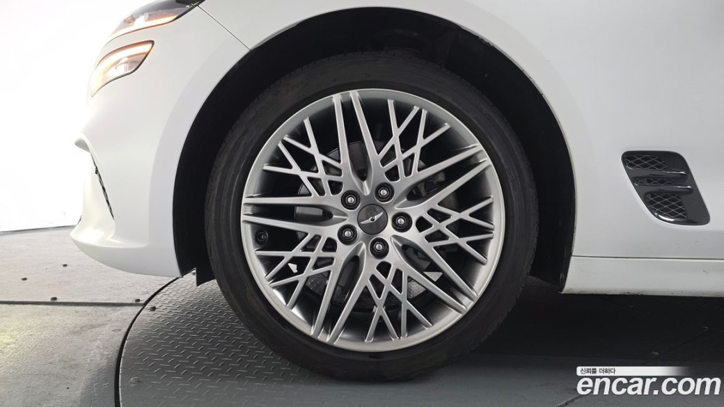 Genesis G70 Gasoline 2.0T 4WD, 2023