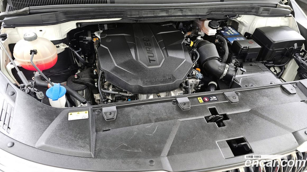 Kia Carnival 9-Seater Signature, 2023