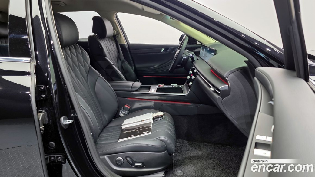Genesis G80 Gasoline 2.5 Turbo AWD, 2025