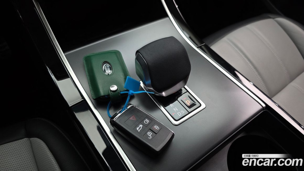Land Rover Range Rover Evoque P250 Dynamic SE, 2025