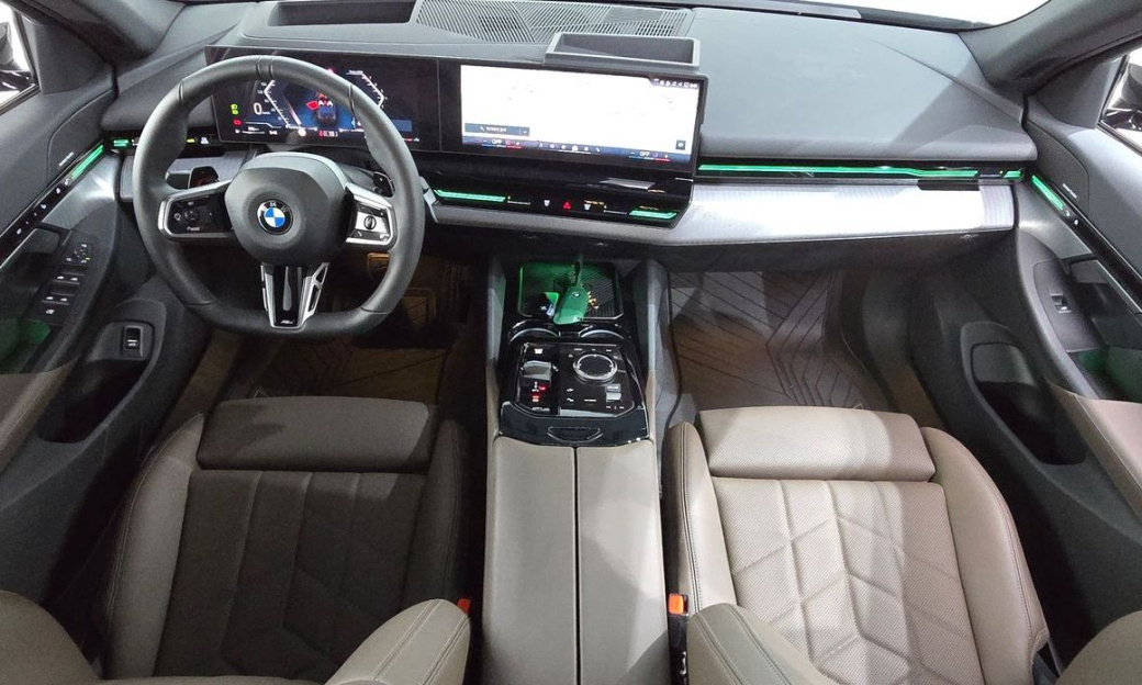 BMW 5-Series 520i M Sport, 2024