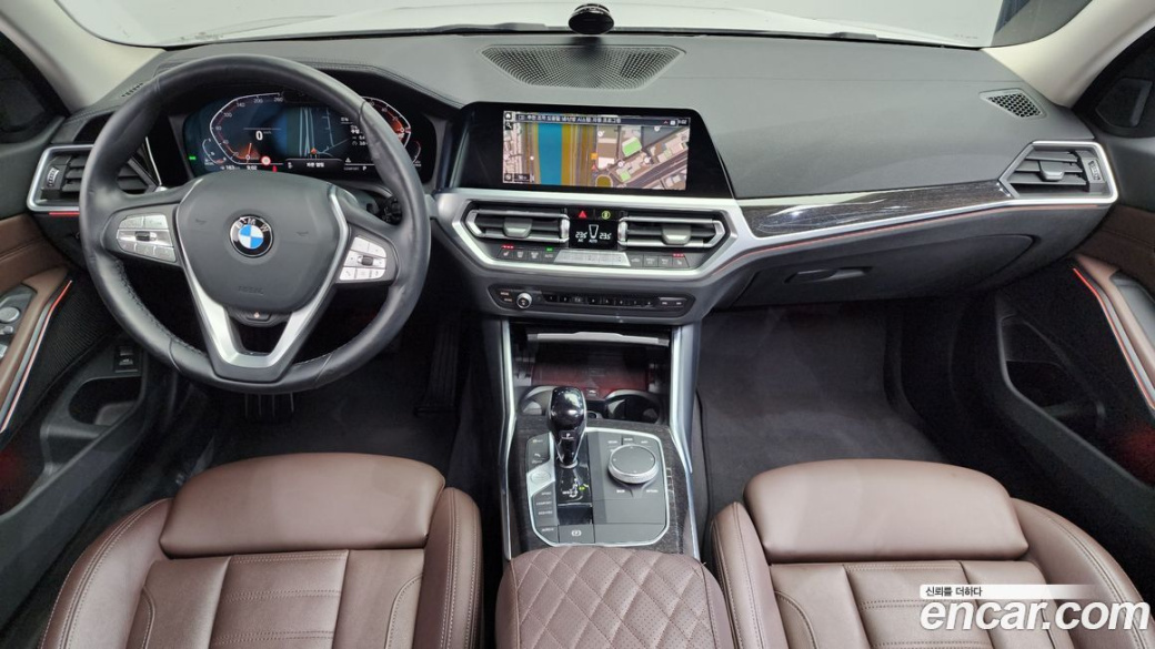 BMW 3-Series 320d Touring Luxury, 2022