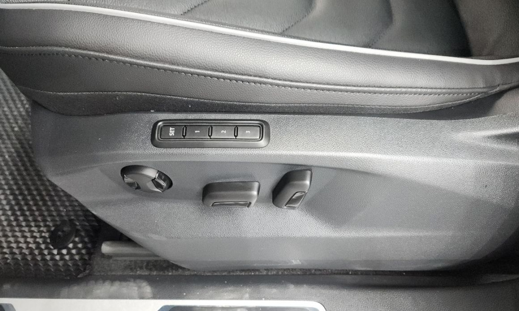 Volkswagen Tiguan 2.0 TDI Prestige, 2024