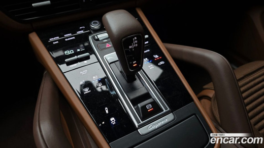 Porsche Cayenne 3.0 COUPE PLATINUM EDITION, 2023