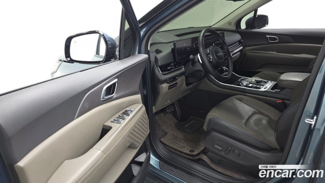 Kia Carnival 9-Seater Noblesse, 2025