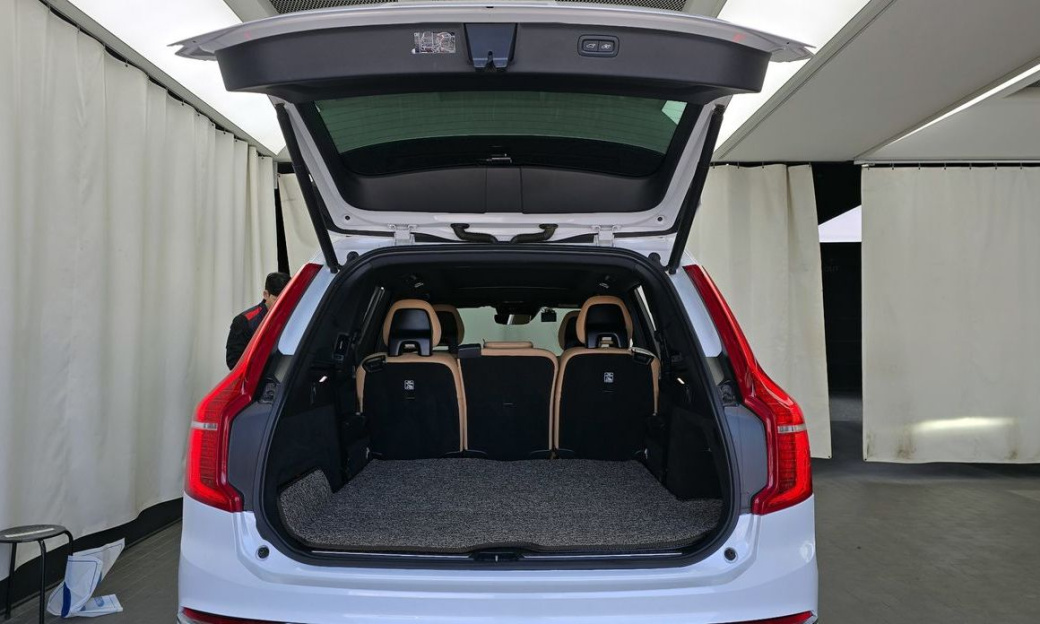 Volvo XC90 B6 Inscription, 2022