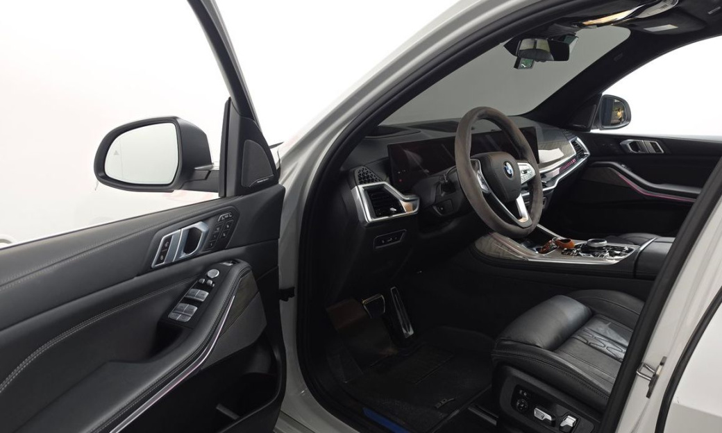 BMW X7 xDrive 40i Design Pure Excellence 6-Seater, 2024