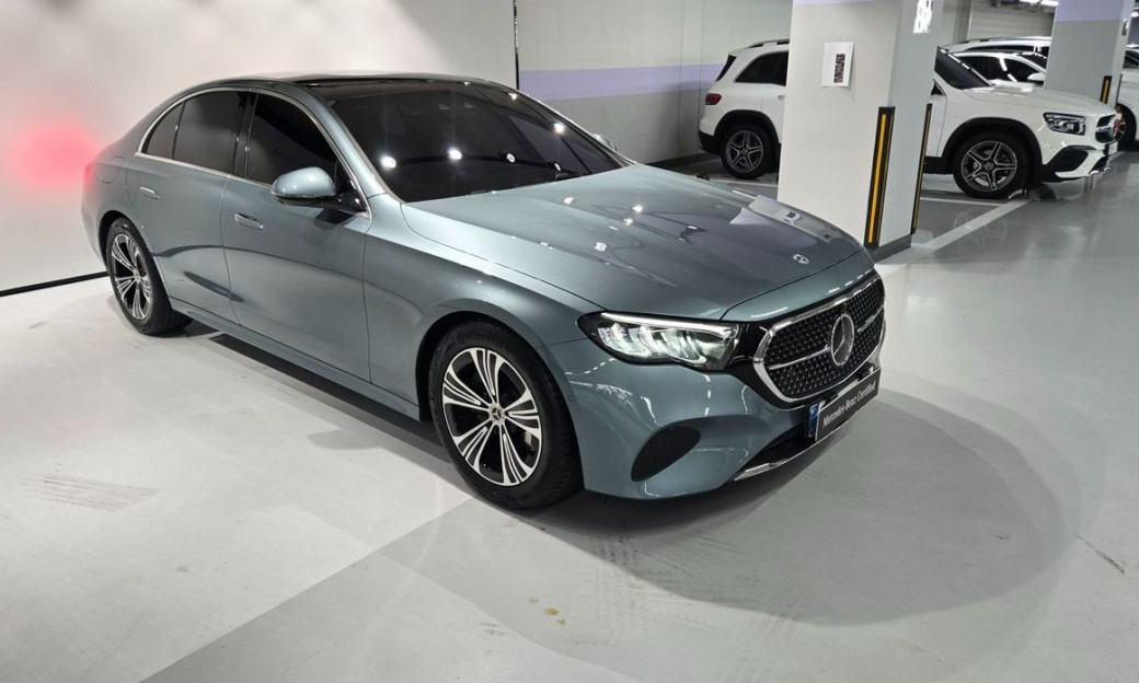 Mercedes-Benz E-Class E200 Avantgarde, 2025