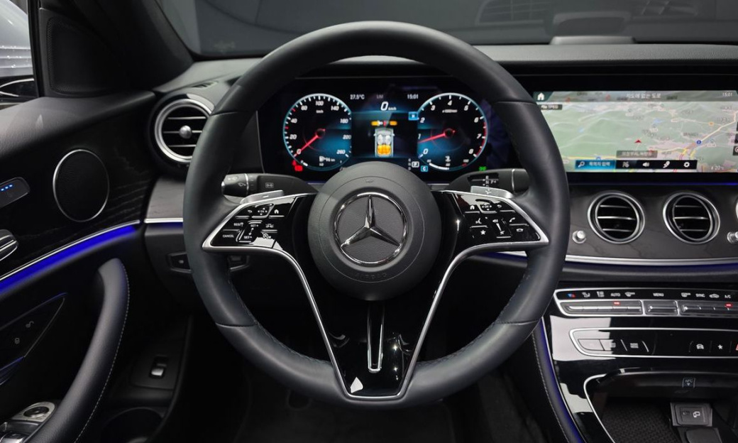 Mercedes-Benz E-Class E250 Avantgarde, 2022