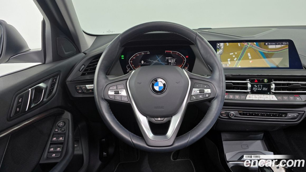 BMW 1-Series 120i Sports, 2024