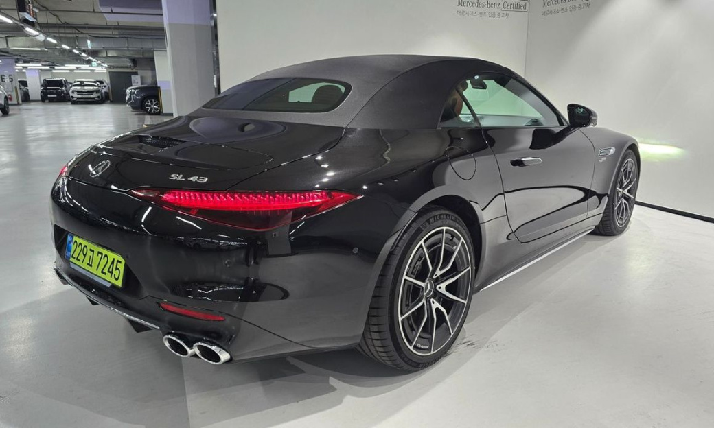 Mercedes-Benz SL-Class AMG SL43, 2025