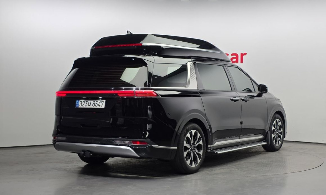 Kia Carnival 9-Seater Hi-Limousine, 2022