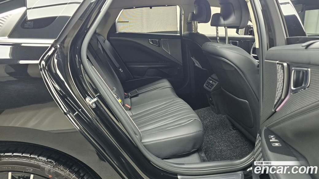 Kia K8 2.5 Gasoline 2WD, 2025