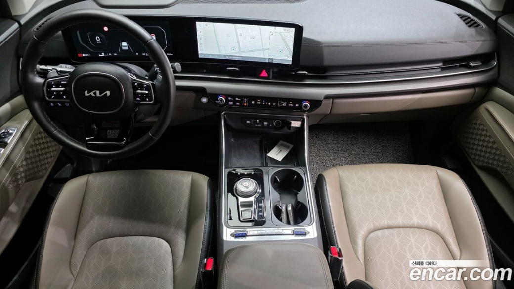 Kia Carnival 9-Seater Noblesse, 2025