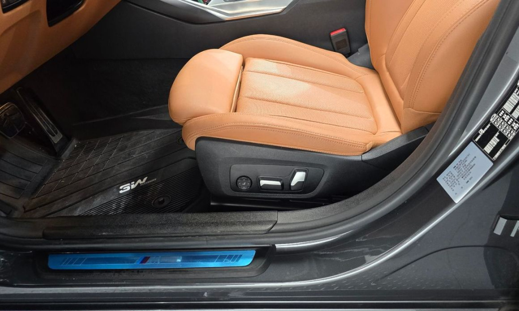 BMW 3-Series 320i M Sport, 2022