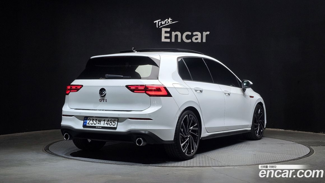 Volkswagen Golf 2.0 GTI, 2023
