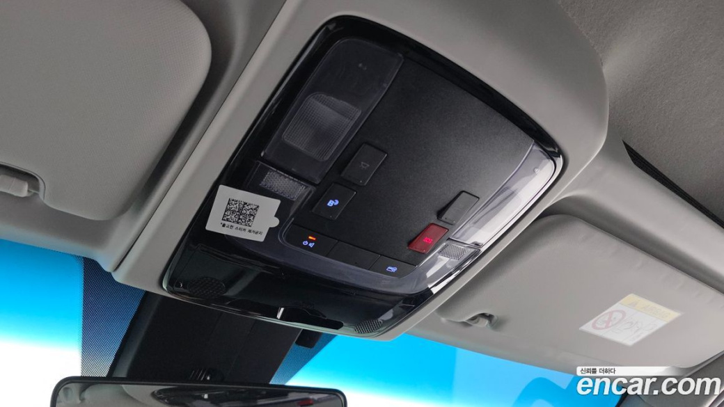 Hyundai Staria Tourer 9-Seater, 2025
