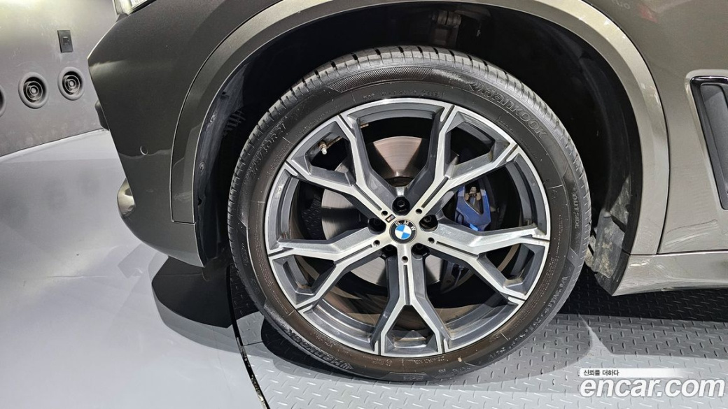 BMW X5 xDrive 40i M Sport, 2023