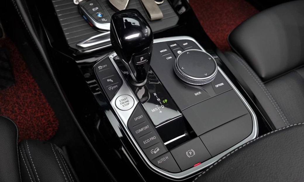 BMW X4 xDrive20d M Sport, 2022