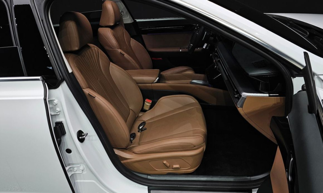 Hyundai Grandeur 2,5 Gasoline 2WD, 2024