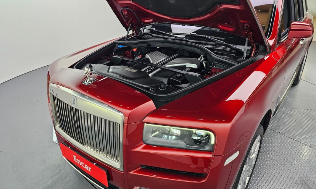 Rolls-Royce Cullinan 6.7 V12, 2023