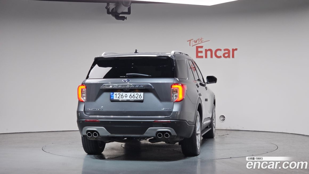 Ford Explorer 3.0 Platinum 4WD, 2022