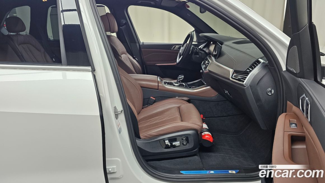 BMW X5 xDrive 40i M Sport, 2023
