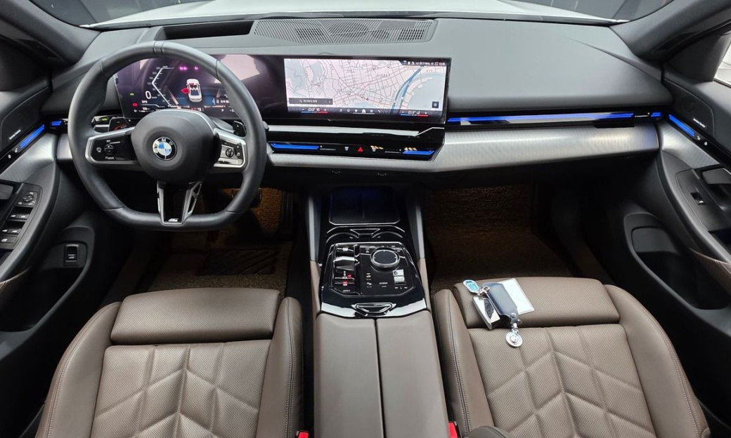BMW 5-Series 520i M Sport, 2024