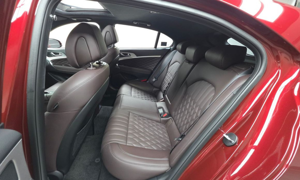 Genesis G70 Gasoline 2.5T 4WD, 2025