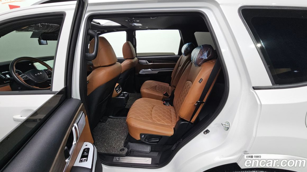 Kia Mohave Diesel 3.0 4WD 6-Seater, 2023