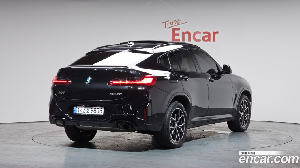 BMW X4 xDrive20i M Sports Pro, 2024