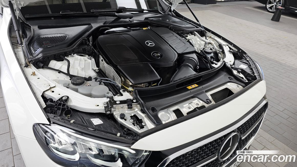 Mercedes-Benz E-Class E200 Avantgarde Limited, 2025