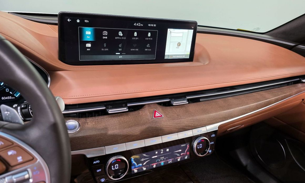 Genesis G80 Gasoline 2.5 Turbo AWD, 2024
