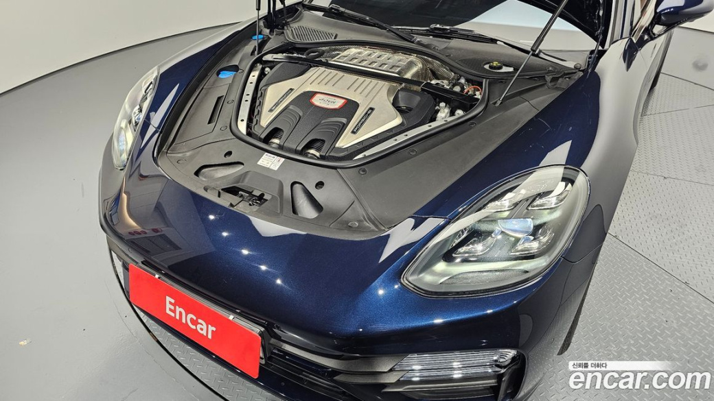 Porsche Panamera 4.0 GTS, 2022