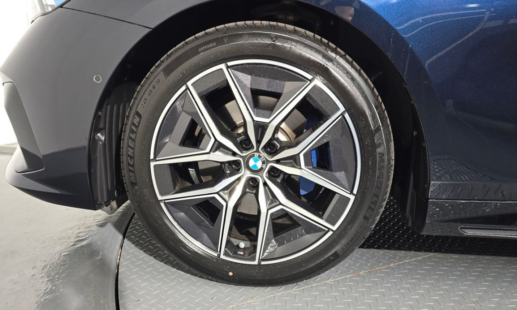 BMW 5-Series 520i M Sport, 2024