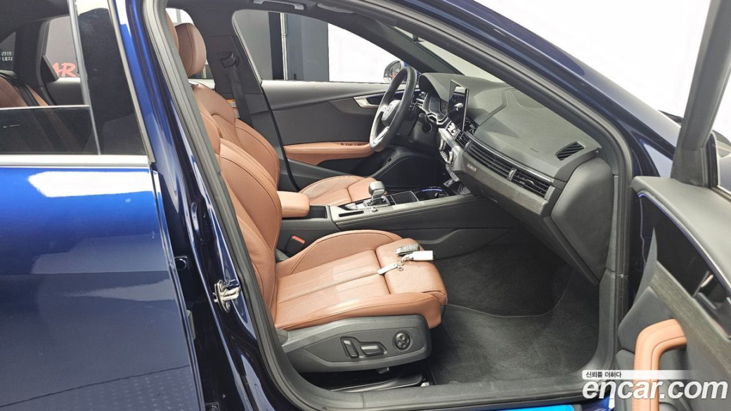 Audi A4 45 TFSI Quattro Premium, 2023