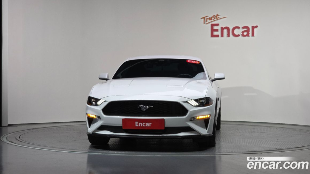Ford Mustang Coupe, 2023
