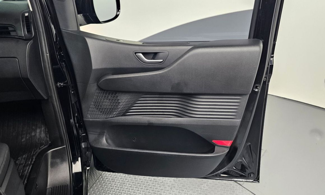 Hyundai Staria Tourer 9-Seater, 2024